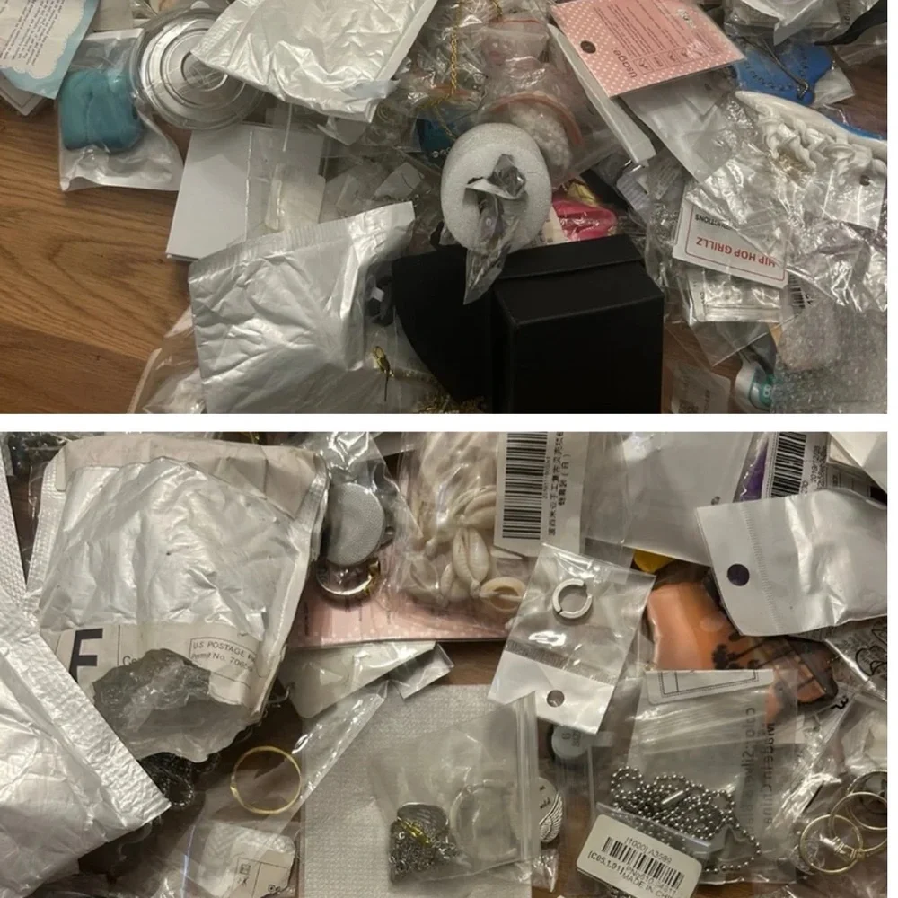 Assorted Jewelry Collection - Picture 4 of 4